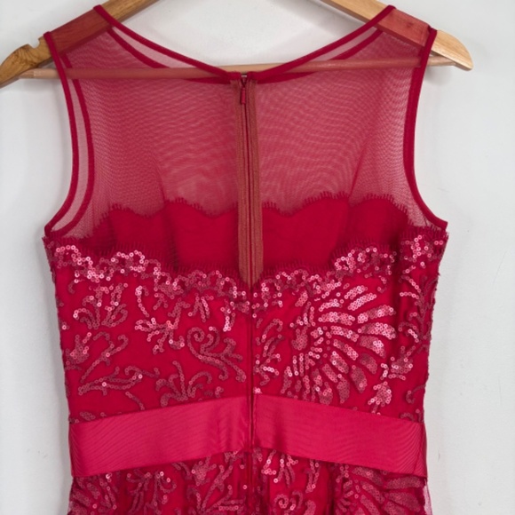 TADASHI SHOJI Red Lace Dress 6 Illusion Neck Sequin Bow Holiday Christmas Formal - Picture 9 of 16